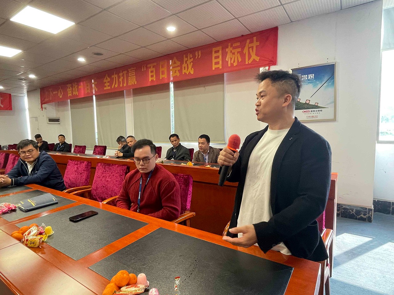 駿馬迎春 旗開得勝 | 澳克(kè)士智能照明2026新春團拜會(huì)圓滿舉行